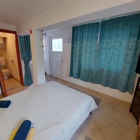 Fragolina * Donje Selo na Šolti