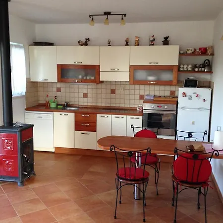 Fragolina * Donje Selo na Šolti
