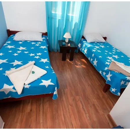 Fragolina * Donje Selo na Šolti