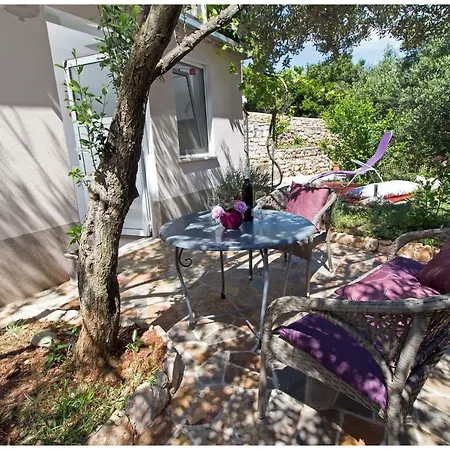 Apartman Fragolina *